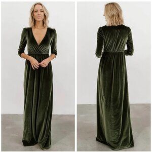 ✨ Baltic Born Sophia Velvet Maxi Dress Green Size M | Holiday Long Sleeve Gown